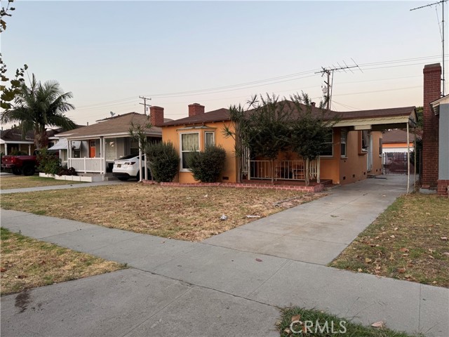 Detail Gallery Image 1 of 23 For 10020 Washington Ave, South Gate,  CA 90280 - 2 Beds | 1 Baths