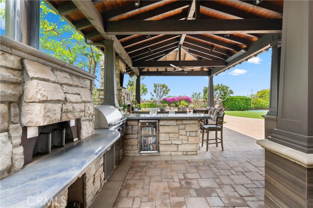 18912 Rockinghorse Lane, Huntington Beach CA: https://media.crmls.org/medias/0f55e88b-9a0c-4cc5-9eba-308d63b8372c.jpg
