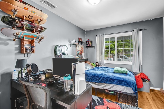 8645 Wakefield photo 22