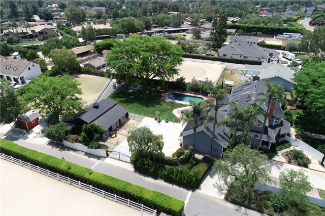 10762 Meads, Orange CA: https://media.crmls.org/medias/0f57e72a-03d2-43b5-b6e9-96af30f72905.jpg
