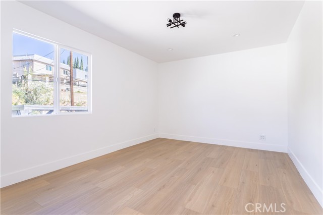 Detail Gallery Image 27 of 50 For 16235 Plummer, North Hills,  CA 91343 - 7 Beds | 5 Baths