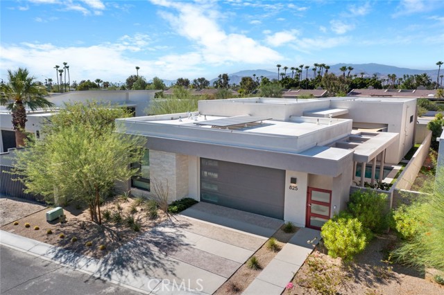 825 Fountain Drive, Palm Springs CA: https://media.crmls.org/medias/0f5a5807-2324-4b09-8beb-915fe803ec15.jpg