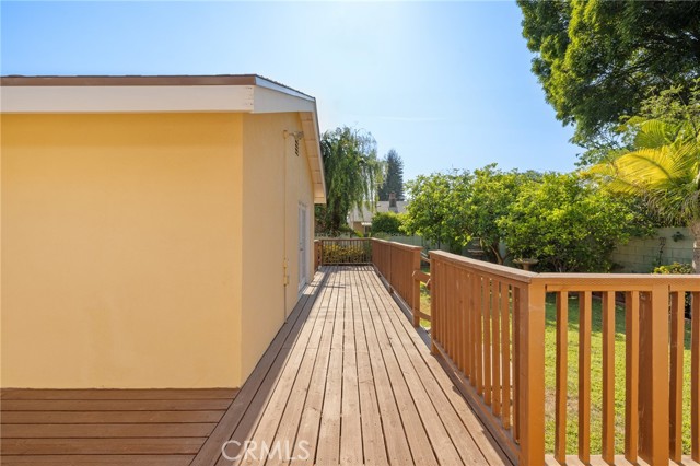 8419 Yolanda Avenue, Northridge CA: https://media.crmls.org/medias/0f5a6ca7-4f7a-4322-a836-110cf7537f5d.jpg
