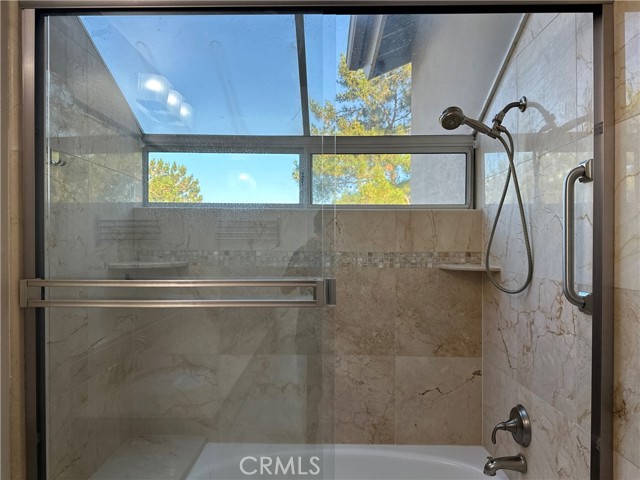 26582 Via Mondelo, Mission Viejo CA: https://media.crmls.org/medias/0f5abeb3-56da-427b-8a17-5e7d3c21910d.jpg