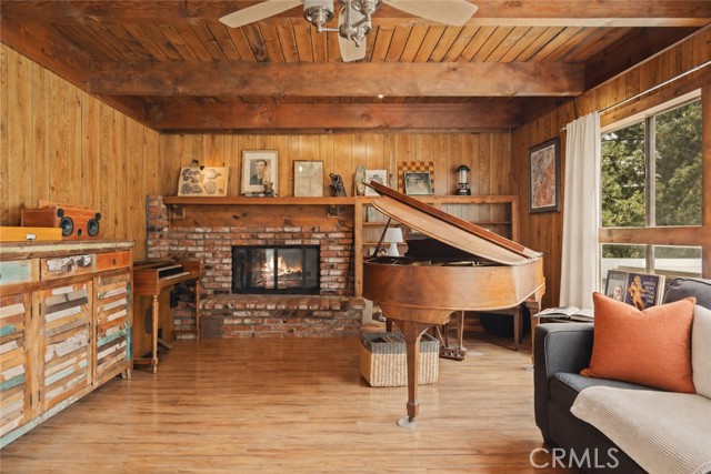 1284 Cortina, Lake Arrowhead, CA 92352