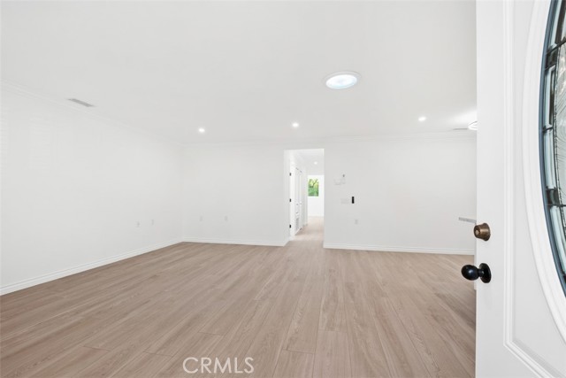 MLS #OC25171234 image #16