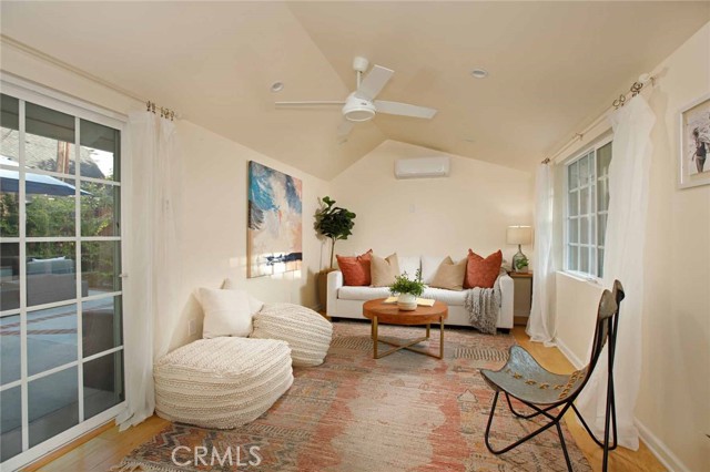 1534 Idlewood Road, Glendale CA: https://media.crmls.org/medias/0f5c2459-af0e-4b15-a7be-47eba3f4862f.jpg