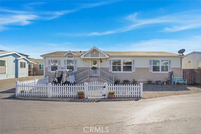 Detail Gallery Image 2 of 37 For 500 Atascadero Rd Spc F1, Morro Bay,  CA 93442 - 3 Beds | 2 Baths