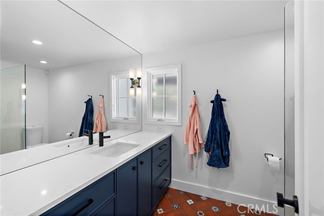 Detail Gallery Image 28 of 38 For 3007 Harbor View, Corona Del Mar,  CA 92625 - 3 Beds | 2/1 Baths