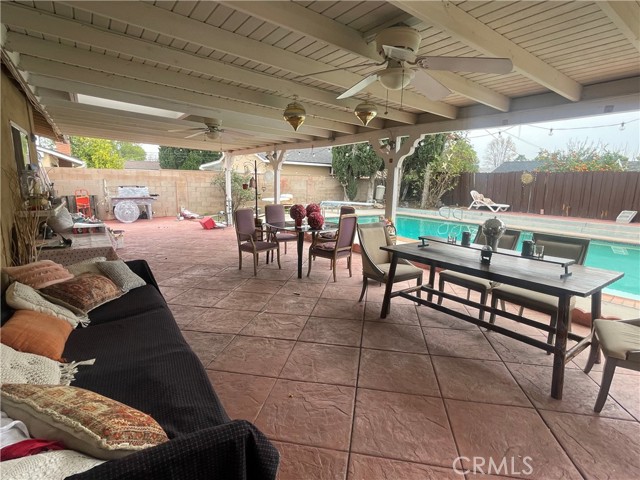20124 Citronia Street photo 4
