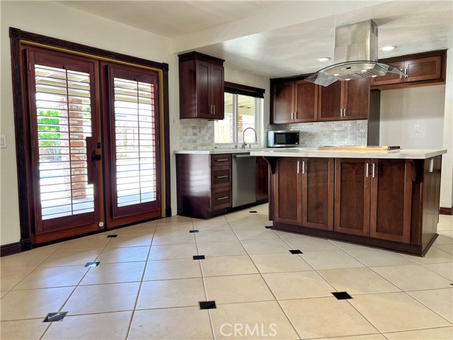 25699 Vista Famoso Drive, Moreno Valley CA: https://media.crmls.org/medias/0f5d729f-c706-453f-ab0b-2b6503b65d32.jpg