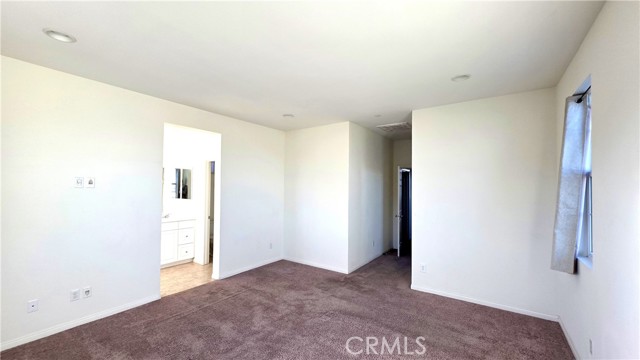 Detail Gallery Image 13 of 30 For 5930 Ginger Dr, Corona,  CA 92880 - 3 Beds | 2/1 Baths