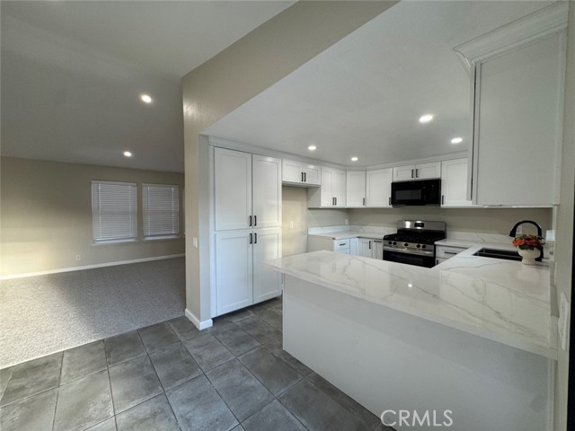 15012 Chuparosa, Victorville CA: https://media.crmls.org/medias/0f5e2f30-5433-4d4a-946b-b22b8a54df22.jpg