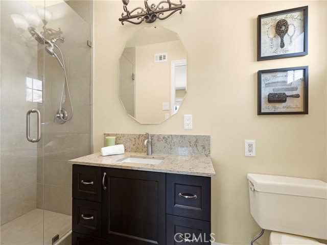 Detail Gallery Image 9 of 34 For 26721 Diaz Dr, Saugus,  CA 91350 - 4 Beds | 2 Baths