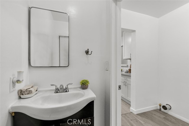 7228 Jamieson Avenue, Reseda CA: https://media.crmls.org/medias/0f5f93dc-f0b3-49c4-88d6-20bb55c68248.jpg