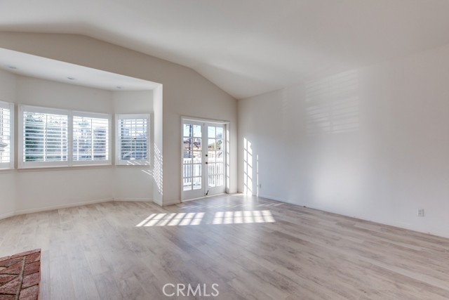 645 Longfellow Avenue, Hermosa Beach CA: https://media.crmls.org/medias/0f5fa229-f7f8-4e61-a363-435acad259c8.jpg