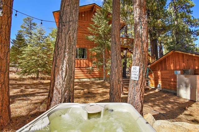 Detail Gallery Image 33 of 43 For 740 Cove Dr, Big Bear Lake,  CA 92315 - 3 Beds | 2 Baths