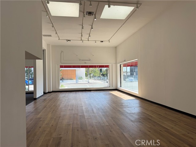 Commercial for Sale in Los Angeles, California