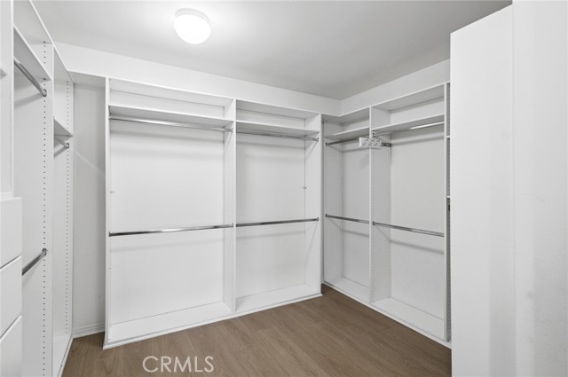 37 Pheasant Creek, Irvine CA: https://media.crmls.org/medias/0f61f33d-7e5b-40d8-a10c-0ac1896bed2a.jpg