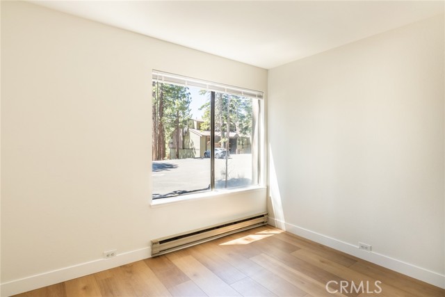 152 Viewpoint Road, Mammoth Lakes CA: https://media.crmls.org/medias/0f629596-4181-4c43-bdc3-83c2581c4262.jpg