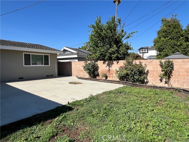 Detail Gallery Image 39 of 42 For 18614 Liggett St, Northridge,  CA 91324 - 5 Beds | 3/1 Baths