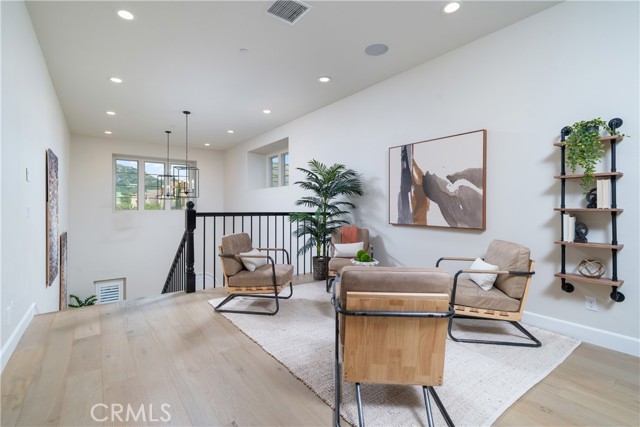 Detail Gallery Image 28 of 67 For 614 E Camellia Way, Azusa,  CA 91702 - 5 Beds | 4/1 Baths