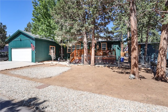Detail Gallery Image 1 of 52 For 628 Los Angeles Ave, Sugarloaf,  CA 92386 - 3 Beds | 2 Baths