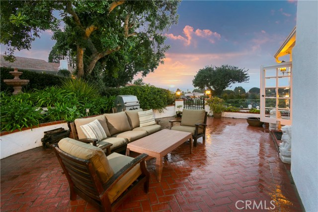 1908 Dalton Road, Palos Verdes Estates, California 90274, 3 Bedrooms Bedrooms, ,2 BathroomsBathrooms,Residential,Sold,Dalton,SB17003637