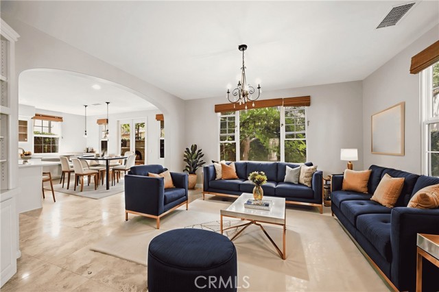 28 Teak bridge, Irvine CA: https://media.crmls.org/medias/0f6424ac-ef25-46d5-ab57-32140ed90378.jpg