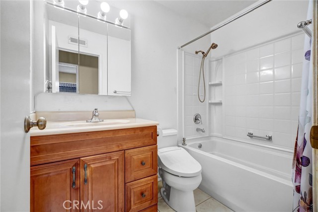 Image 18 of 32 For 19435 Almadin