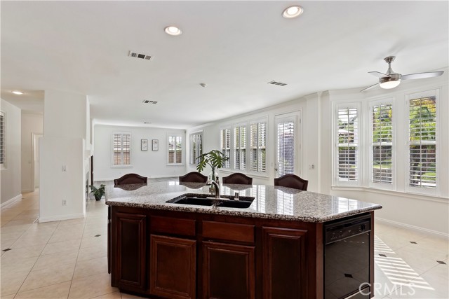 Detail Gallery Image 13 of 44 For 1678 Honors, Corona,  CA 92883 - 4 Beds | 4 Baths