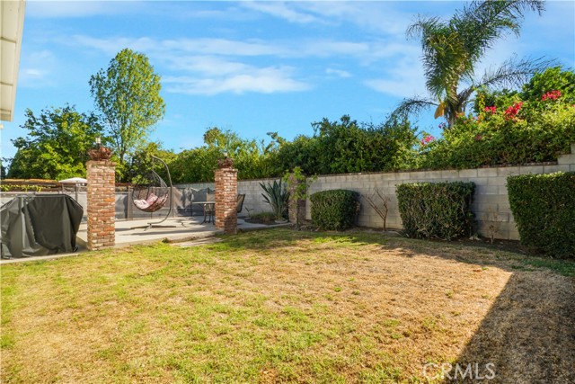 Detail Gallery Image 3 of 44 For 24206 Saint Edens Circle, West Hills,  CA 91307 - 4 Beds | 3 Baths