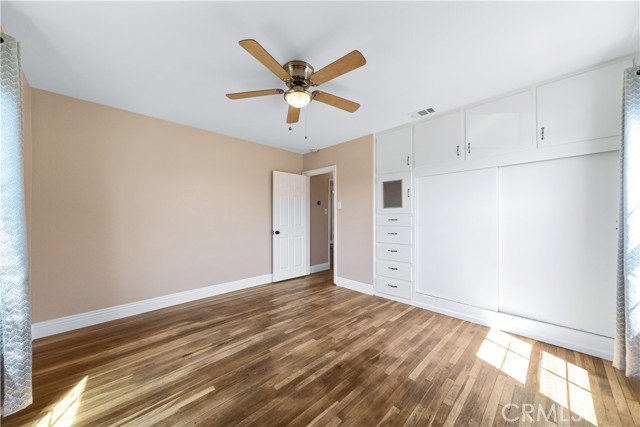 17392 Paine Street, Fontana CA: https://media.crmls.org/medias/0f650cd7-44a9-4d17-bb60-b385aa38b680.jpg