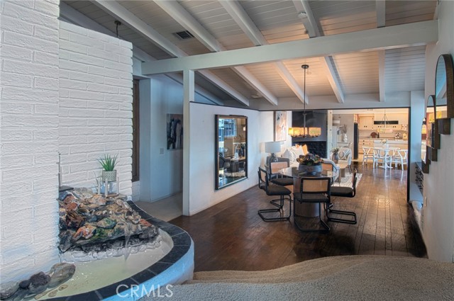 Detail Gallery Image 8 of 42 For 395 Meadow Ln, Newport Beach,  CA 92660 - 3 Beds | 3 Baths