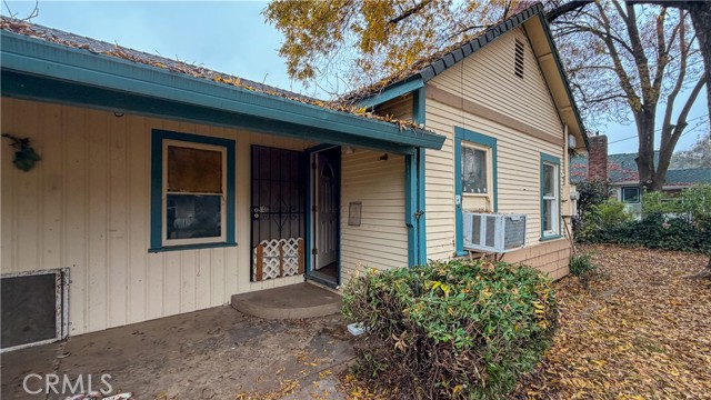 Detail Gallery Image 3 of 35 For 1418 Martin, Chico,  CA 95928 - 2 Beds | 1 Baths