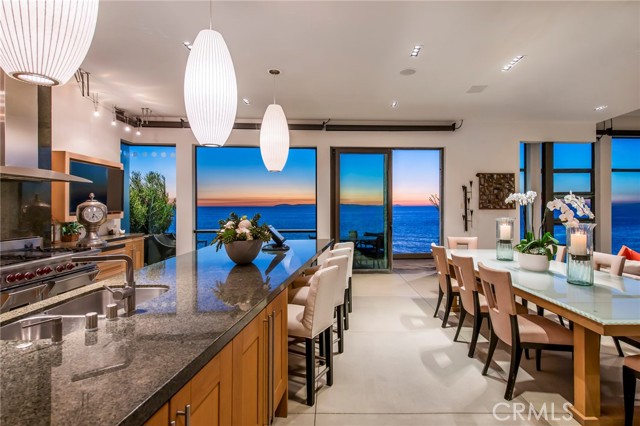 Detail Gallery Image 26 of 32 For 2665 Victoria Dr, Laguna Beach,  CA 92651 - 5 Beds | 4/2 Baths
