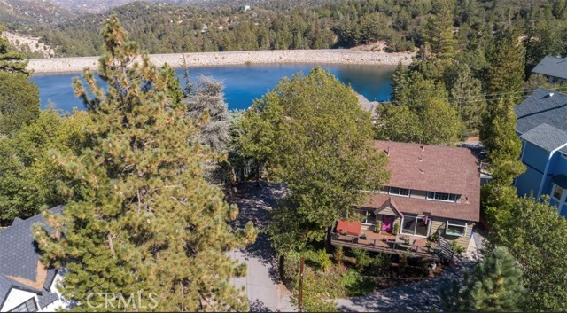 Detail Gallery Image 27 of 29 For 514 Emerald Drive, Lake Arrowhead,  CA 92352 - 3 Beds | 2 Baths