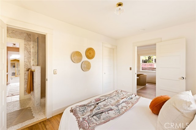215 Branch Street, Los Angeles CA: https://media.crmls.org/medias/0f67b014-f37c-485a-a0ec-f649d0427043.jpg