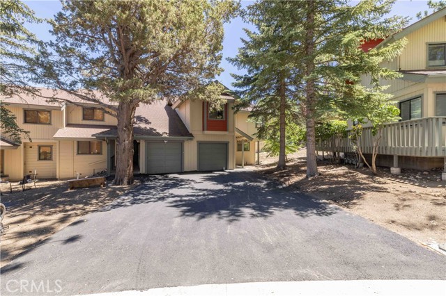 Detail Gallery Image 4 of 27 For 43093 Goldmine Woods, Big Bear Lake,  CA 92315 - 2 Beds | 2/1 Baths