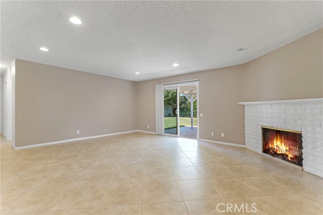 Detail Gallery Image 10 of 41 For 6524 Neddy Ave, West Hills,  CA 91307 - 3 Beds | 2 Baths