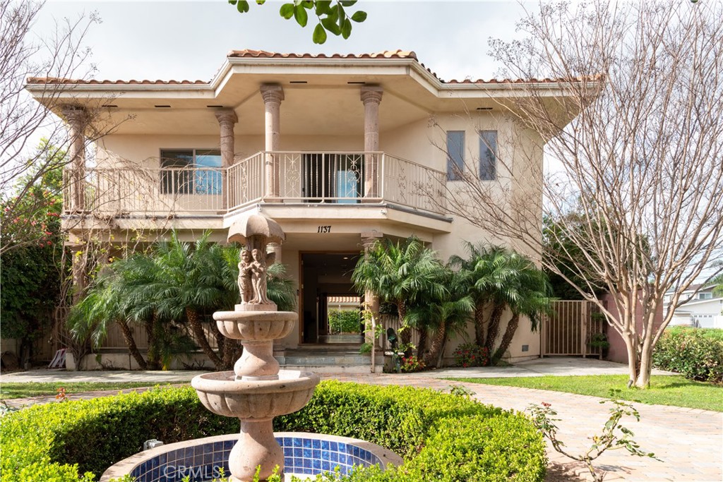 1137 N Banning Boulevard