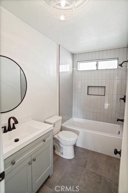 Detail Gallery Image 10 of 11 For 8414 Columbus Ave #9,  North Hills,  CA 91343 - 2 Beds | 2 Baths