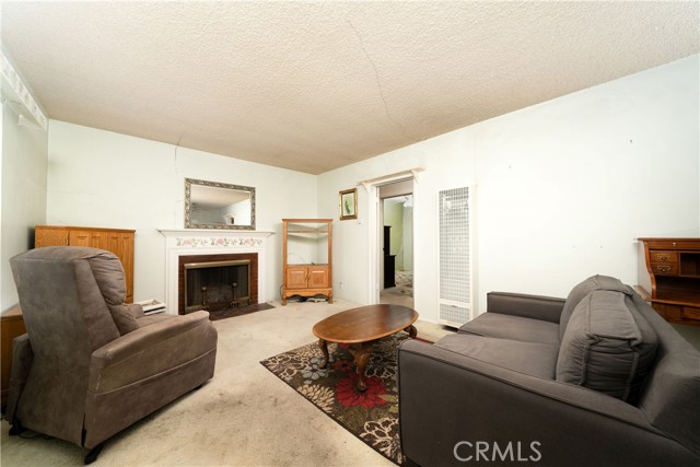 Detail Gallery Image 6 of 31 For 4356 Maury Ave, Long Beach,  CA 90807 - 3 Beds | 1 Baths