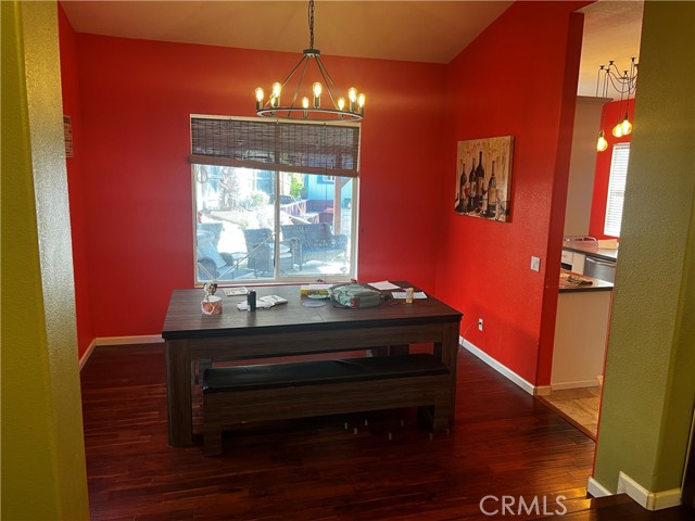 Detail Gallery Image 5 of 10 For 147 via Camelia, Paso Robles,  CA 93446 - 4 Beds | 3 Baths