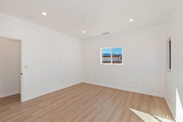 Detail Gallery Image 29 of 50 For 304 San Anselmo, Big Bear City,  CA 92314 - 3 Beds | 3/1 Baths