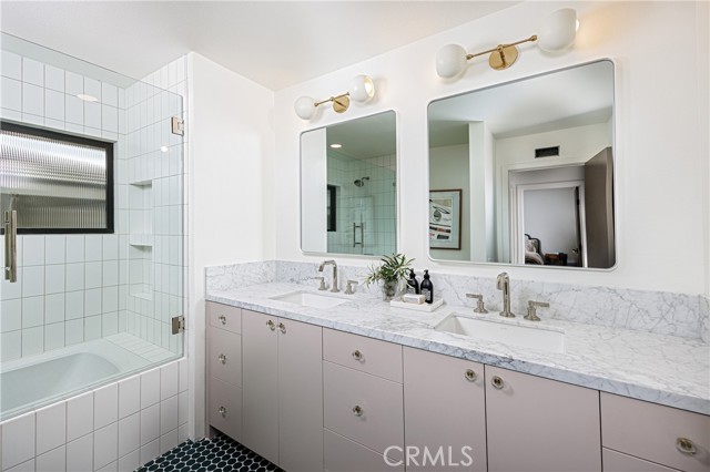 Detail Gallery Image 21 of 31 For 3620 Catamaran, Corona Del Mar,  CA 92625 - 4 Beds | 2/1 Baths