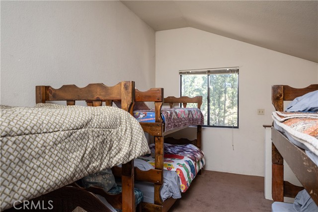 Detail Gallery Image 17 of 31 For 667 Summit Bld #4,  Big Bear Lake,  CA 92315 - 3 Beds | 2 Baths