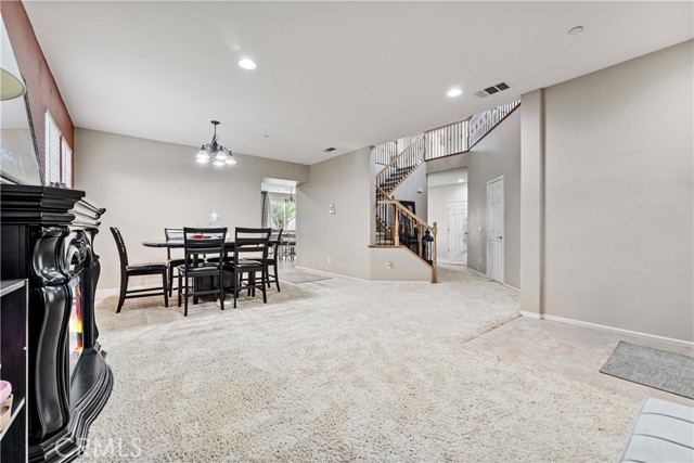 Detail Gallery Image 7 of 42 For 15601 N Peak Ln, Fontana,  CA 92336 - 4 Beds | 3 Baths