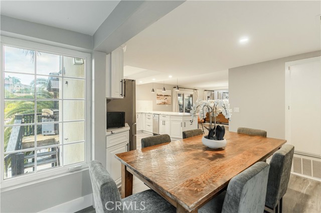 Detail Gallery Image 19 of 69 For 22294 Whirlaway Ct, Canyon Lake,  CA 92587 - 3 Beds | 2 Baths