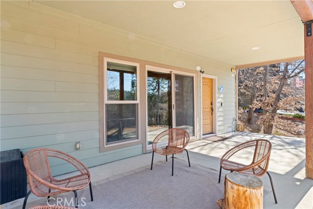 Detail Gallery Image 32 of 54 For 756 Brentwood Dr, Lake Arrowhead,  CA 92352 - 3 Beds | 3 Baths